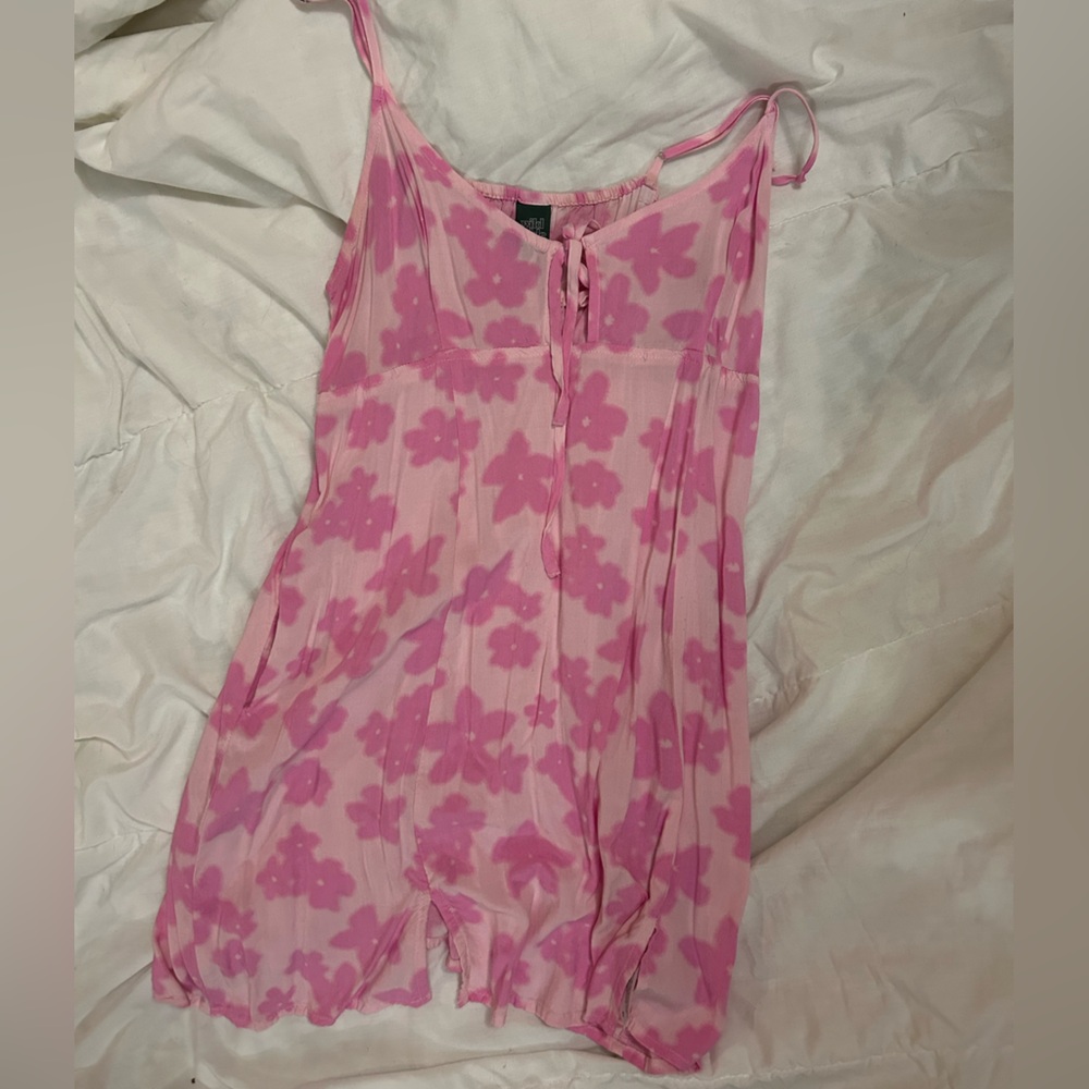 pink dress